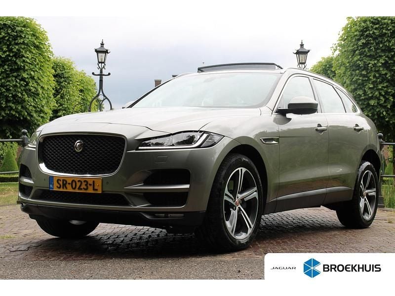 Grijs Gebruikt 2018 Jaguar F-Pace Portfolio SUV | € 30.395 (Iets duurder) - Afbeelding 1/4