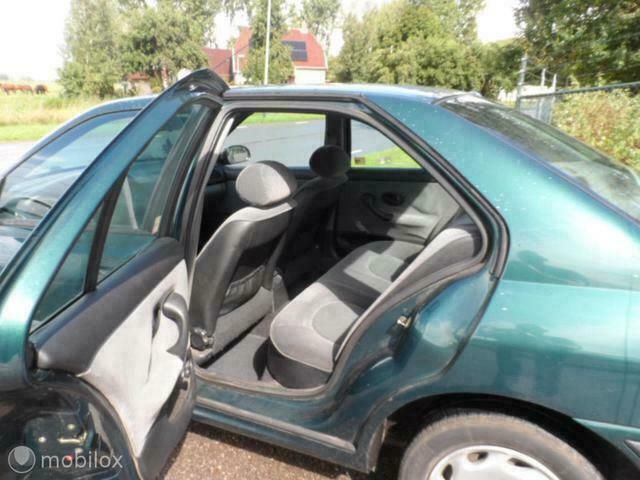 Occasion Peugeot 406 110 PK (80 kW) 1997 Groen Sedan