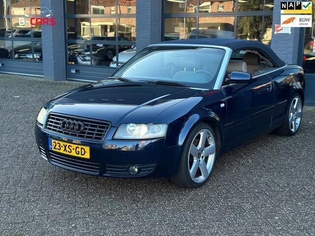 Blauw Gebruikt 2003 Audi A4 Cabriolet Exclusive Cabriolet | € 1.499 (Eerlijke prijs) - Afbeelding 1/4