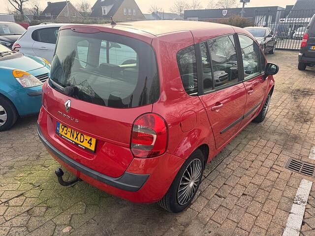 Occasion Renault Grand Modus Dynamique 112 PK (82 kW) 2011 Rood MPV