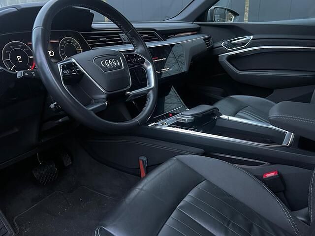 Occasion Audi e-tron Advanced Plus 230 kW (313 PK) 2020 Grijs (metallic) SUV