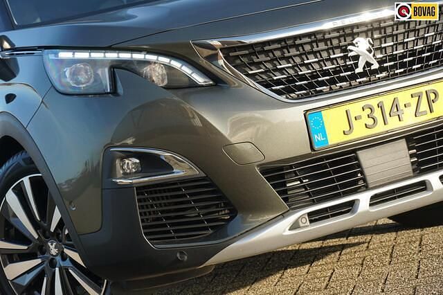 Grijs Occasion 2020 Peugeot 5008 Premium SUV | € 15.425 (Eerlijke prijs) - Afbeelding 1/4