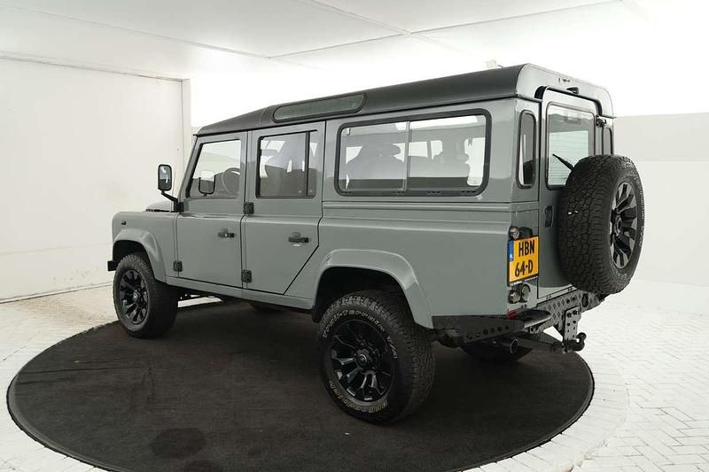 Occasion Land Rover Defender 122 PK (89 kW) 2008 Wit Stationwagen