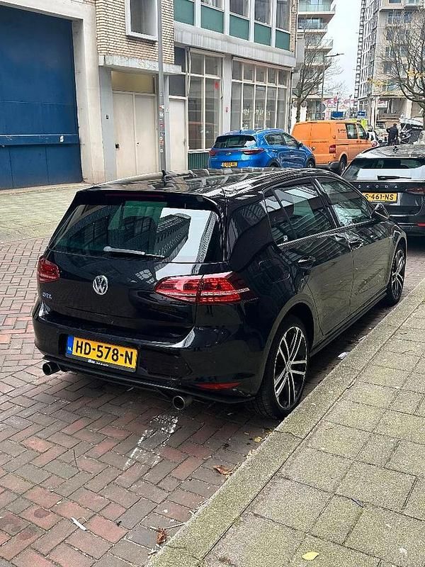 Occasion 2015 VW e-Golf GTE Hatchback | € 18.750 - Afbeelding 1/4