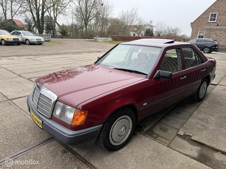 Occasion Mercedes E300 113 PK (83 kW) 1987