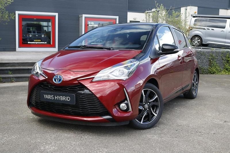 Gebruikt 2017 Toyota Yaris Hybrid Plus | € 17.400 (Super prijs) - Afbeelding 1/1