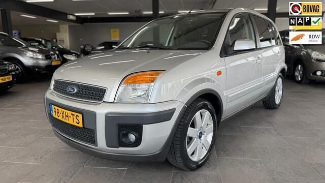 Grijs Gebruikt 2007 Ford Fusion Futura MPV | € 2.950 (Eerlijke prijs) - Afbeelding 1/4