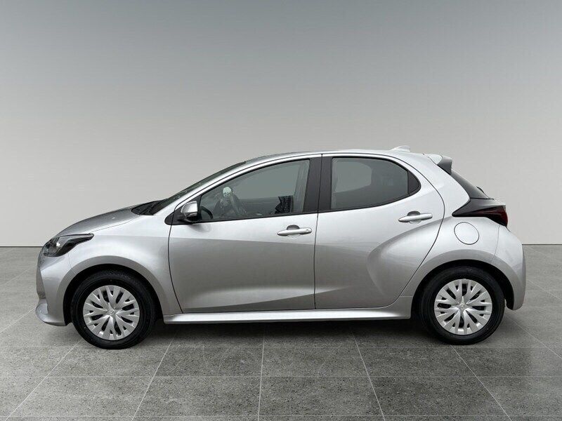 Zilver Gebruikt 2024 Mazda 2 Hatchback | € 23.450 (Goede deal) - Afbeelding 1/4