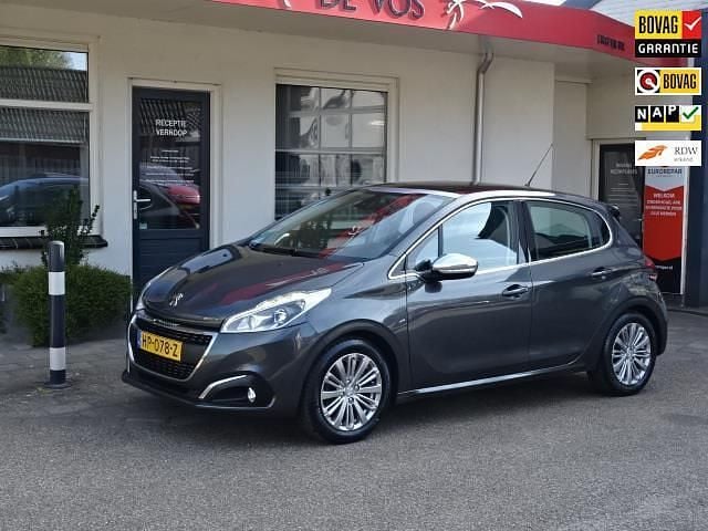 Grijs Gebruikt 2016 Peugeot 208 Allure Hatchback | € 7.750 (Eerlijke prijs) - Afbeelding 1/4