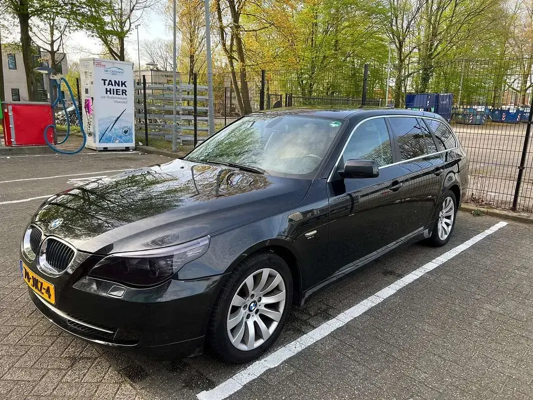 BMW 520 2009