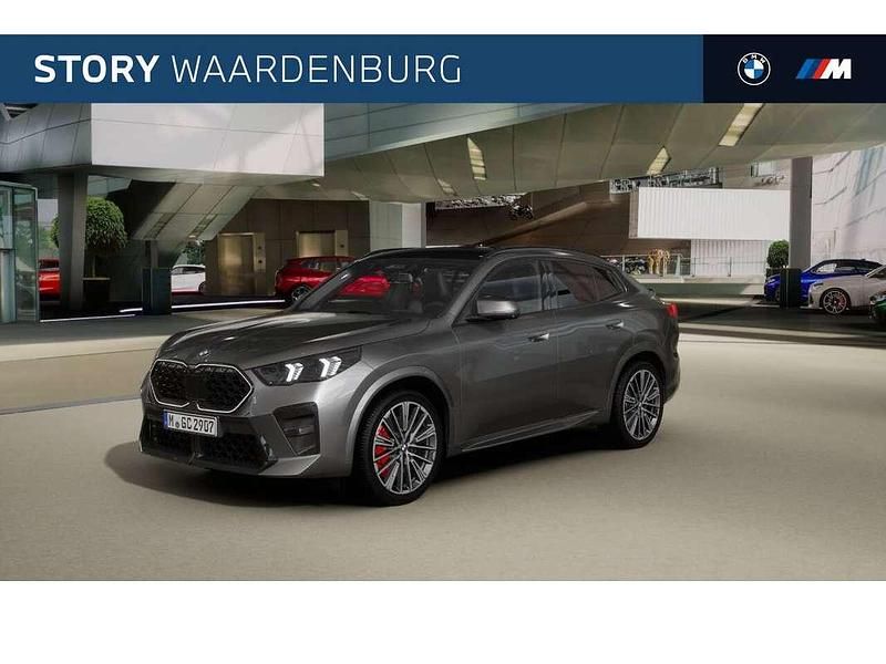 Grijs Nieuw 2025 BMW X2 M Sport SUV | € 74.751 (Eerlijke prijs) - Afbeelding 1/4