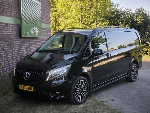 Zwart Gebruikt 2017 Mercedes Vito MPV | € 21.450 - Afbeelding 1/4