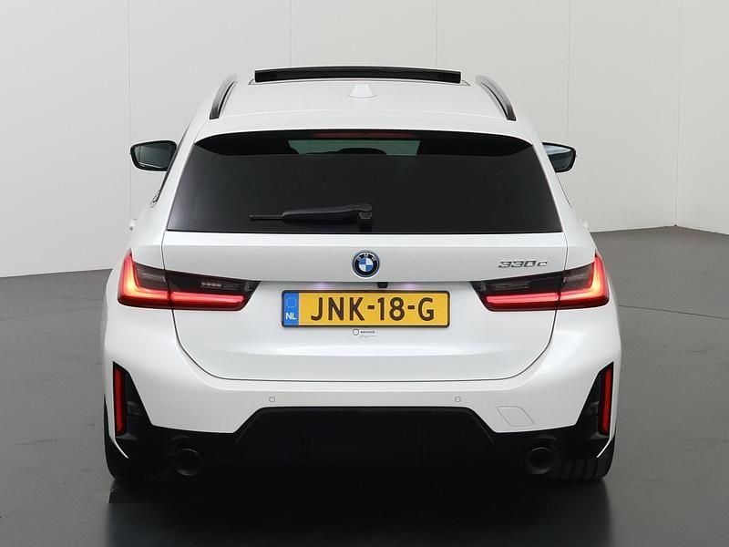 Occasion BMW 330 Comfort Edition 293 PK (215 kW) 2023 Wit Stationwagen