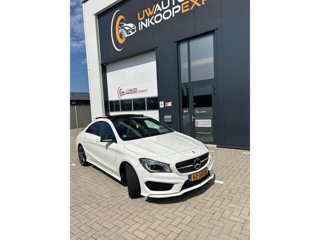 Wit Gebruikt 2014 Mercedes CLA180 AMG Sedan | € 19.950 (Duur) - Afbeelding 1/4