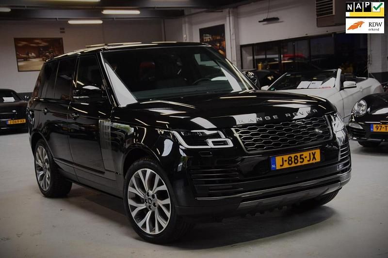 Zwart (metallic) Gebruikt 2020 Land Rover Range Rover Vogue SUV | € 47.800 - Afbeelding 1/4