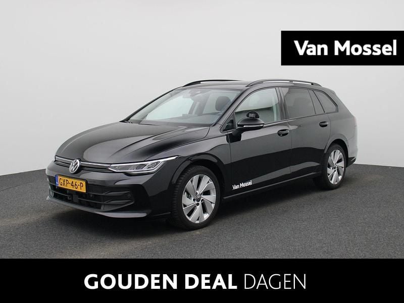Zwart Gebruikt 2025 VW Golf VIII Edition Stationwagen | € 34.900 (Eerlijke prijs) - Afbeelding 1/4