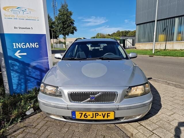 Grijs Gebruikt 2002 Volvo V70 Stationwagen | € 1.199 (Super prijs) - Afbeelding 1/4
