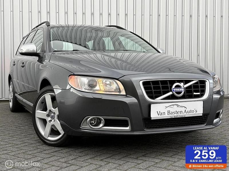 Grijs Gebruikt 2010 Volvo V70 R-Design Stationwagen | € 15.995 (Duur) - Afbeelding 1/3