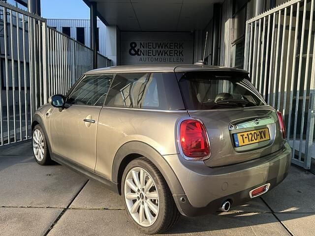 Occasion Mini ONE Chili 102 PK (75 kW) 2020 Grijs (metallic) Hatchback