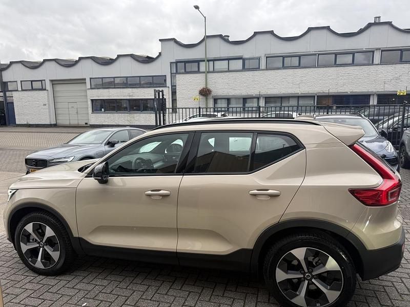 Occasion Volvo XC40 Plus 197 PK (144 kW) 2025 Bruin SUV