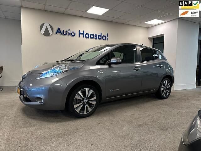 Grijs Gebruikt 2013 Nissan Leaf Base Hatchback | € 4.990 (Eerlijke prijs) - Afbeelding 1/4