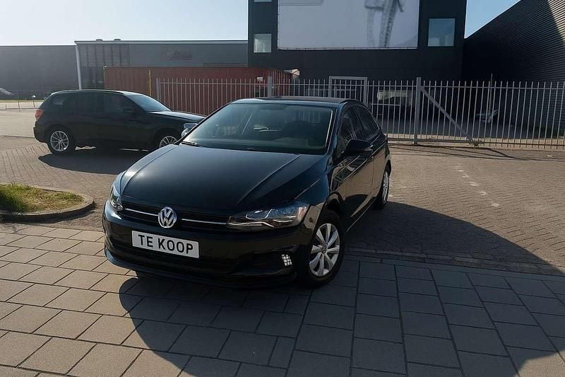 Zwart Gebruikt 2018 VW Polo Comfortline Hatchback | € 8.500 (Super prijs) - Afbeelding 1/4