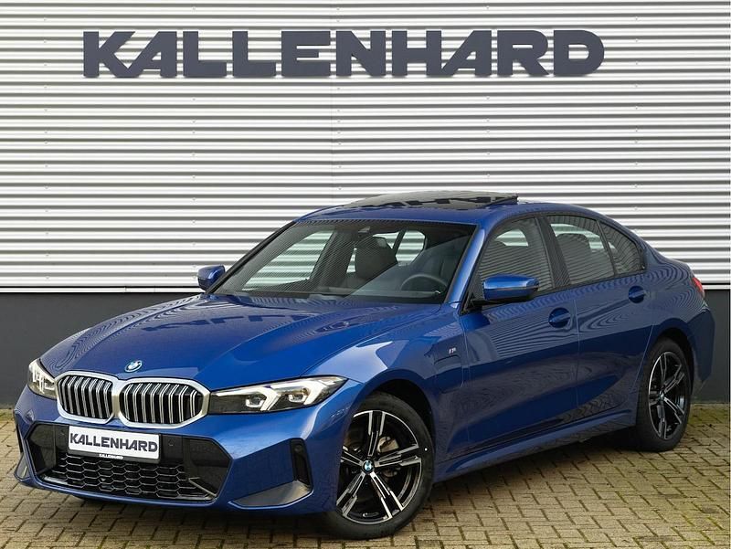 Occasion BMW 330e M Sport 292 PK (214 kW) 2025 Blauw Sedan