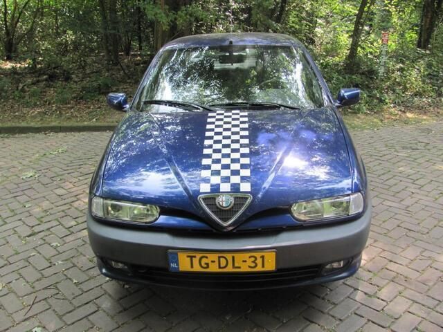 Afbeelding 2/4