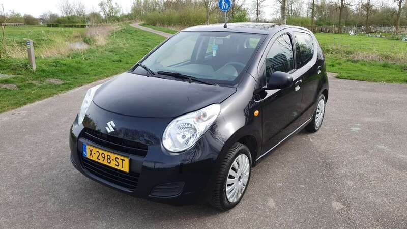 Zwart Gebruikt 2012 Suzuki Alto Comfort Hatchback | € 4.350 (Eerlijke prijs) - Afbeelding 1/4