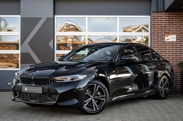 Occasion BMW 330 M Sport 291 PK (214 kW) 2025 Zwart Sedan