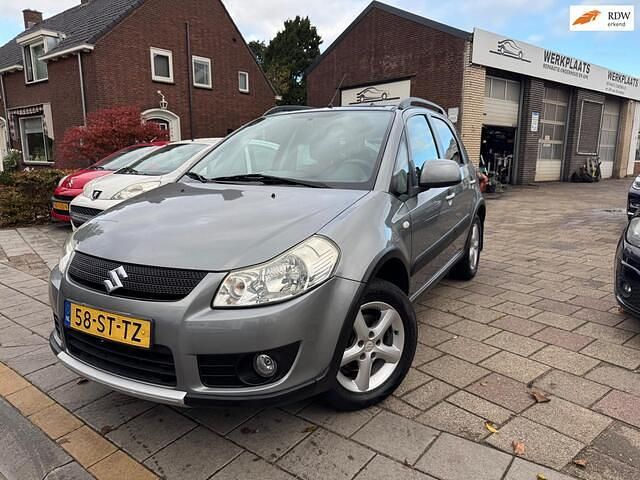Grijs Gebruikt 2006 Suzuki SX4 Exclusive MPV | € 4.150 (Eerlijke prijs) - Afbeelding 1/4