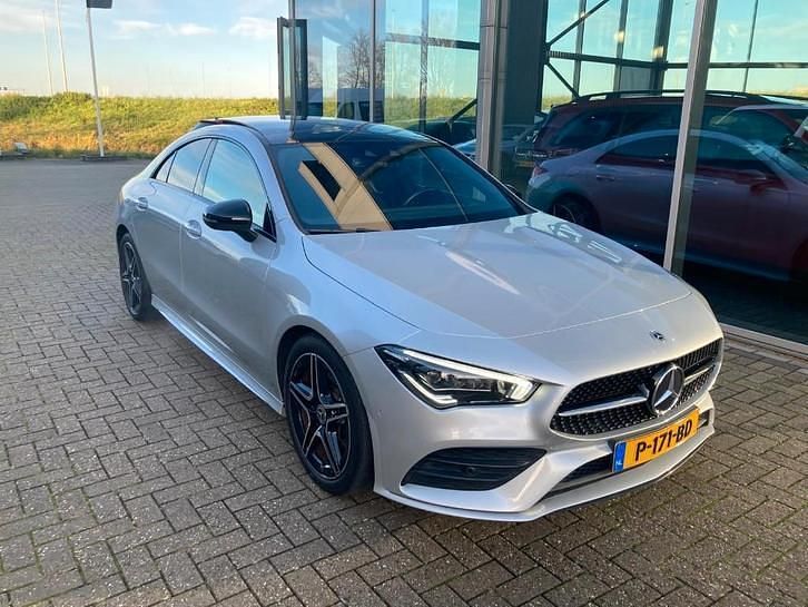 Gebruikt 2022 Mercedes CLA200 AMG | € 28.950 (Goede deal) - Afbeelding 1/4