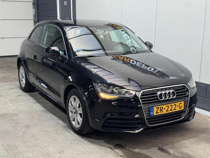 Occasion Audi A1 Attraction 86 PK (63 kW) 2011 Zwart Hatchback