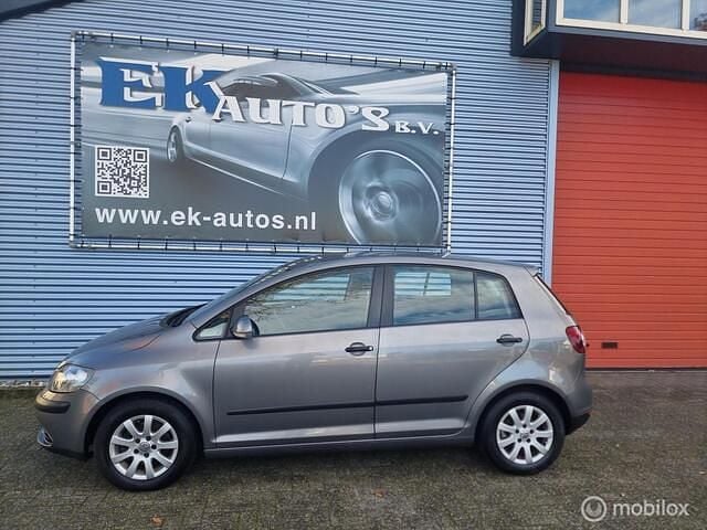 Grijs Gebruikt 2005 VW Golf IV Comfortline Hatchback | € 1.495 (Goede deal) - Afbeelding 1/4