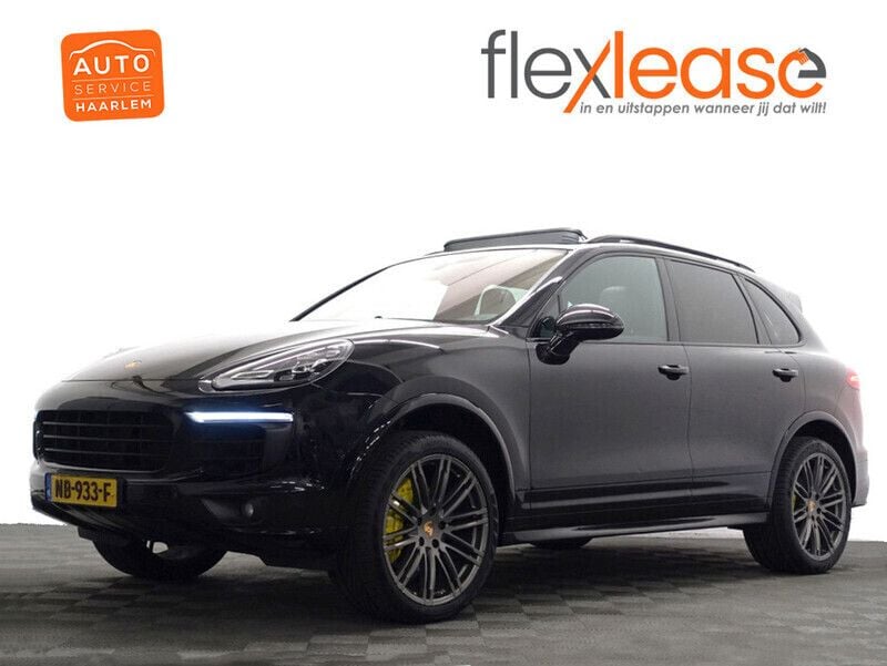 Blauw, metallic lak Gebruikt 2017 Porsche Cayenne Sport SUV | € 44.900 - Afbeelding 1/4