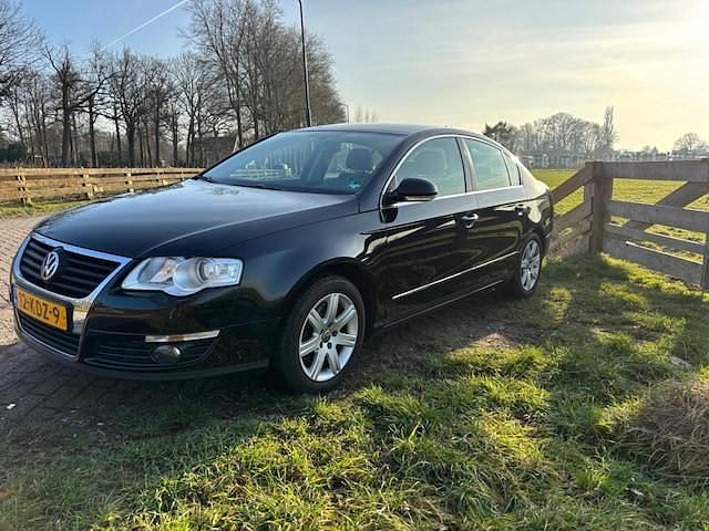 Occasion VW Passat Comfortline 122 PK (89 kW) 2009 Zwart Sedan