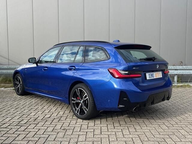 Occasion BMW 330 M Sport 109 PK (80 kW) 2025 Blauw Stationwagen
