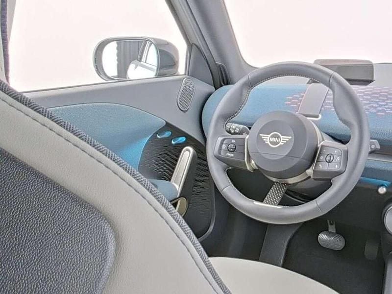 Nieuw Mini Aceman Favoured 135 kW (184 PK) 2025 Grijs SUV