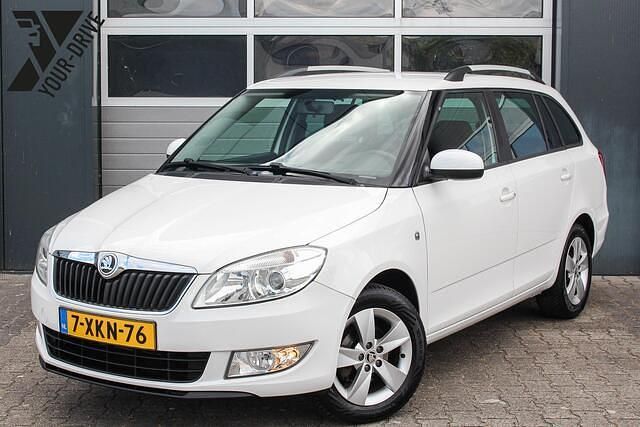 Wit Gebruikt 2014 Skoda Fabia Drive Stationwagen | € 6.999 (Eerlijke prijs) - Afbeelding 1/4