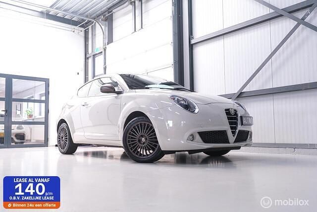 Wit Gebruikt 2016 Alfa Romeo MiTo Hatchback | € 8.490 (Eerlijke prijs) - Afbeelding 1/4