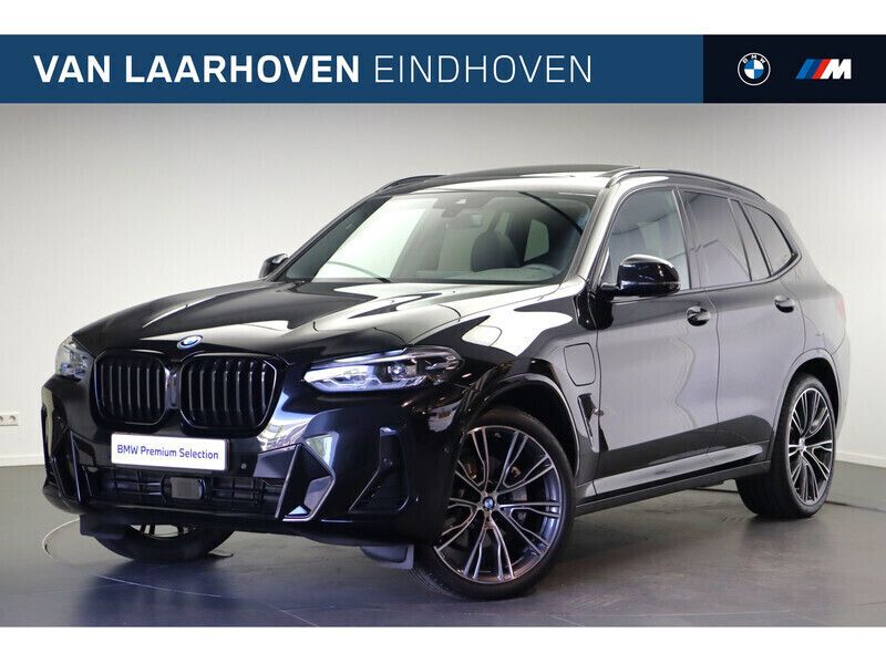 Saphirschwarz Gebruikt 2023 BMW X3 Executive SUV | € 59.950 (Iets duurder) - Afbeelding 1/4
