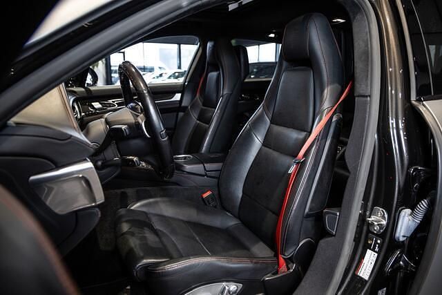 Grijs Gebruikt 2014 Porsche Panamera Turbo Executive Sedan | € 42.900 - Afbeelding 1/4