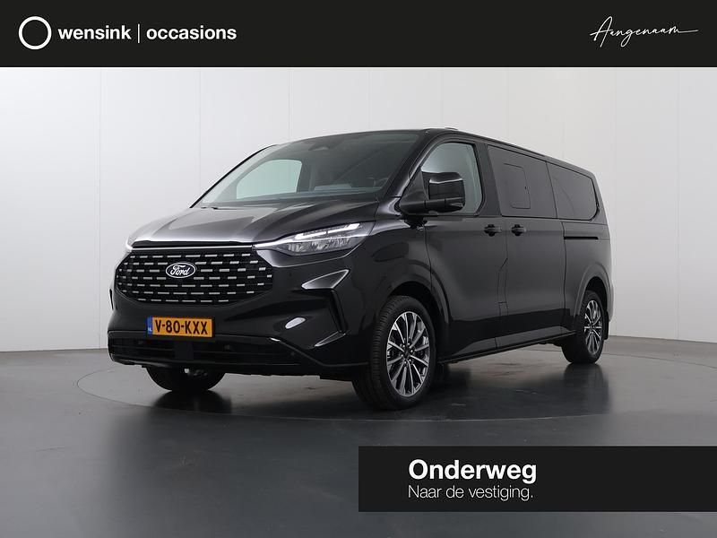 Zwart Nieuw 2024 Ford Tourneo Connect Titanium X MPV | € 60.645 - Afbeelding 1/4
