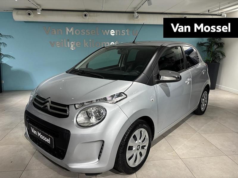 Grijs Gebruikt 2020 Citroën C1 Feel Hatchback | € 9.940 (Eerlijke prijs) - Afbeelding 1/3