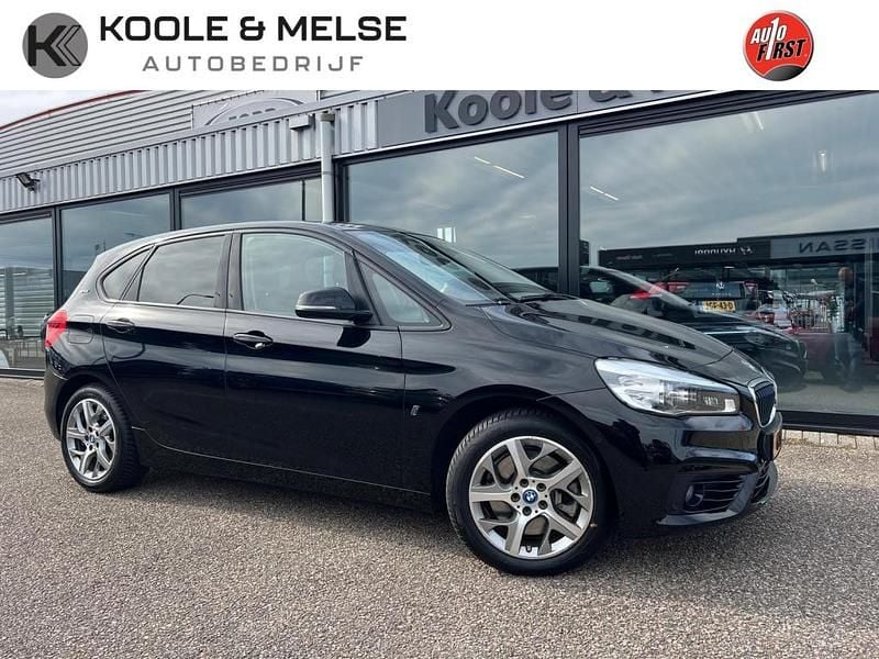 Mpv Gebruikt 2016 BMW 225 Active Tourer Basis MPV | € 16.950 (Goede deal) - Afbeelding 1/4