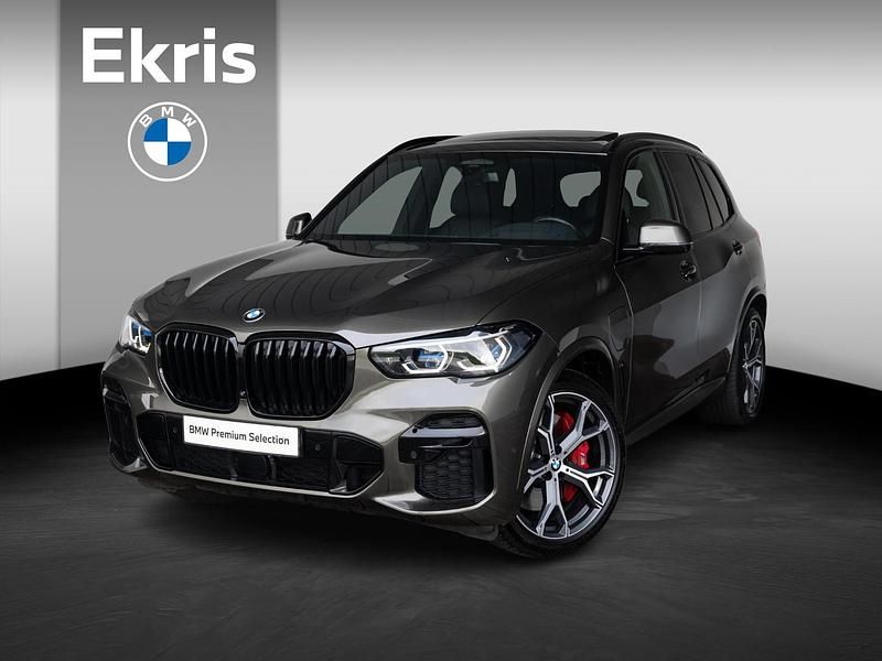 Groen (metallic) Gebruikt 2023 BMW X5 Comfort Edition SUV | € 71.895 (Iets duurder) - Afbeelding 1/4