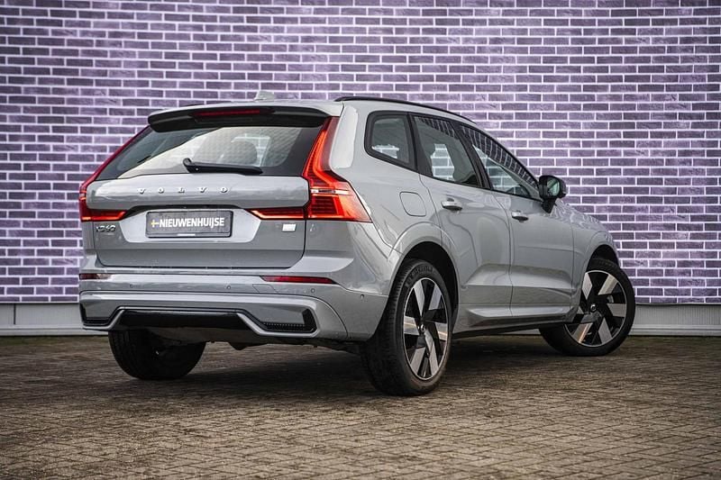 Occasion Volvo XC60 Plus 350 PK (257 kW) 2024 Grijs SUV