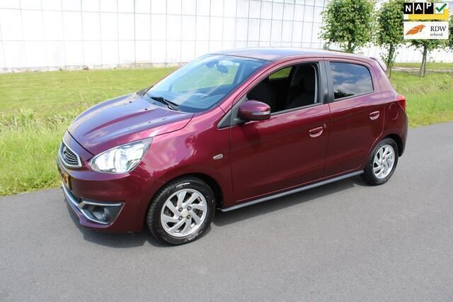 Rood Gebruikt 2020 Mitsubishi Space Star Hatchback | € 6.450 - Afbeelding 1/4