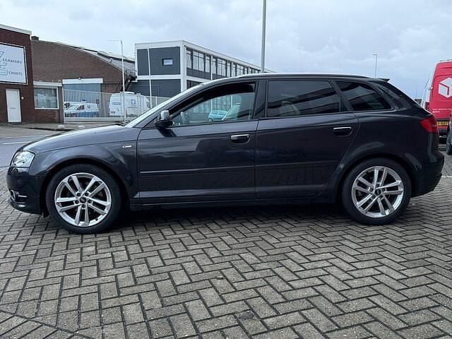 Occasion Audi A3 Sportback Ambition 125 PK (91 kW) 2011 Grijs Hatchback