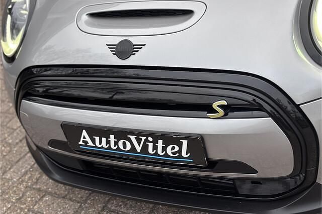 Occasion Mini Cooper SE Comfort 2023 Grijs Hatchback